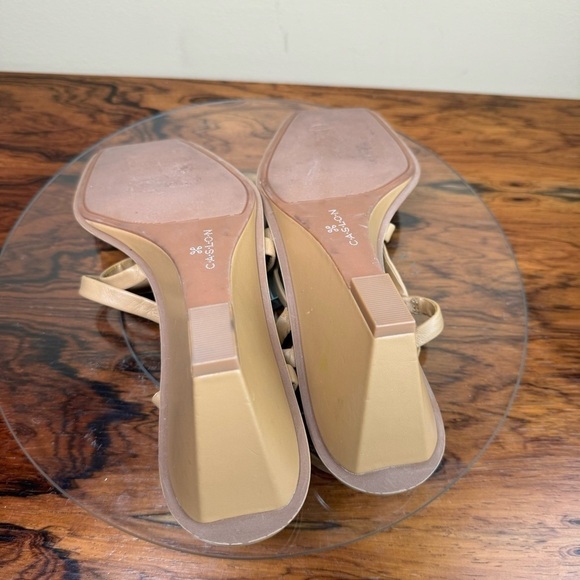 Caslon Paola Wedge Sandal in tan size 8.5 - Picture 13 of 14